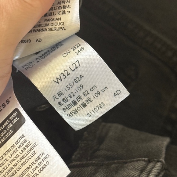 Levi Strauss & Co High Waisted Grey Mom Jeans - Picture 4 of 7